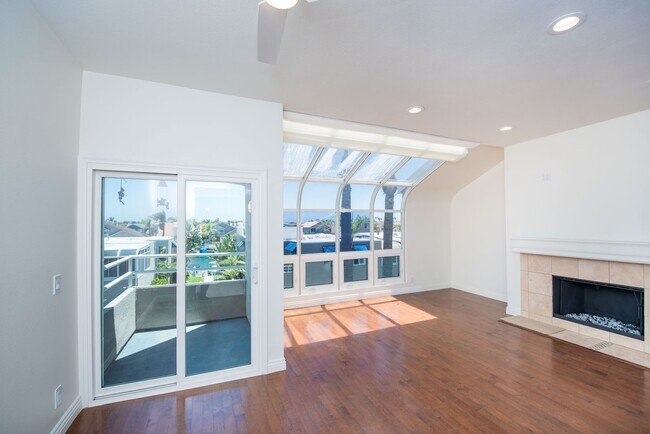 Building Photo - Huntington Harbour