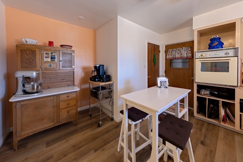 Building Photo - 165 E 200 S