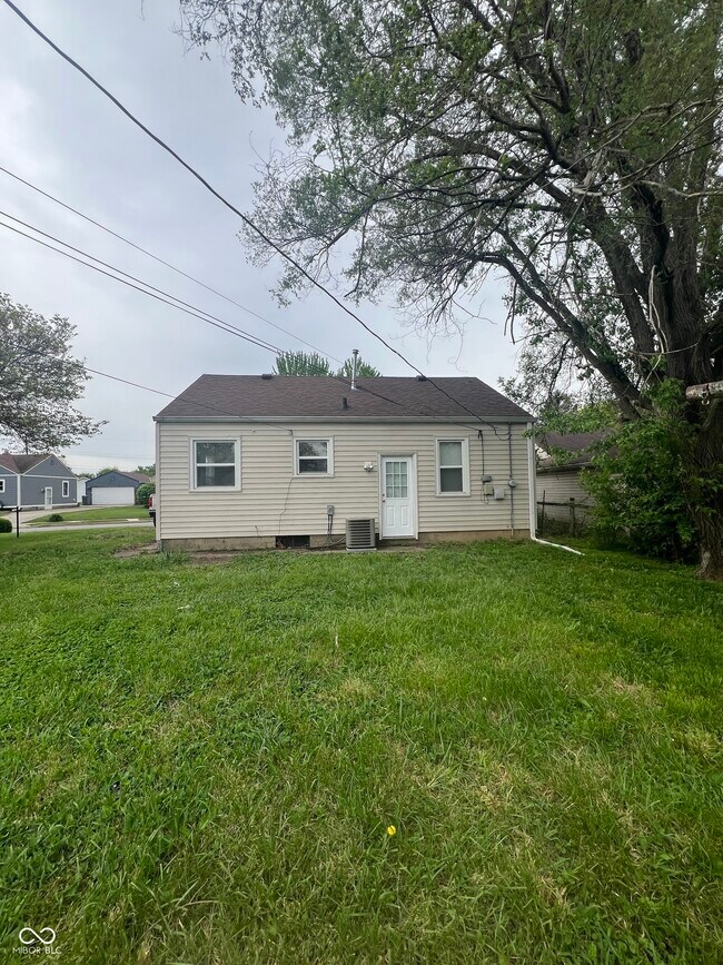 Building Photo - 5322 E 19th Pl