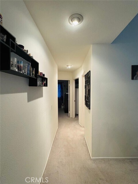 Building Photo - 20871 Heatherview