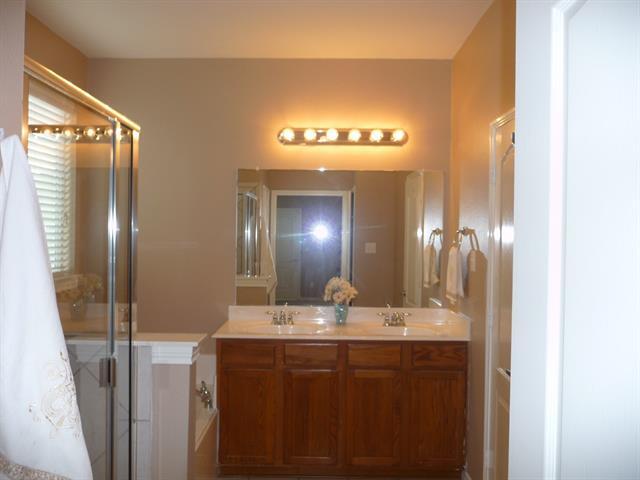 Building Photo - 1121 Chattahoochee Dr