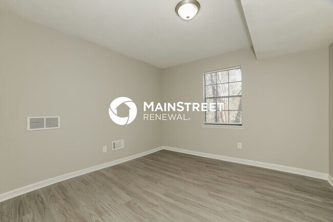 Building Photo - 4 Bedroom Pet-Friendly Home in Conley, GA with Main Street Renewal