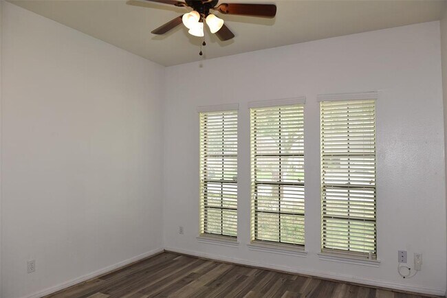 Building Photo - 12134 Ella Lee Ln