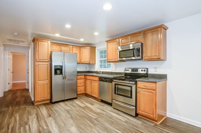 Building Photo - 3600 Green Creek