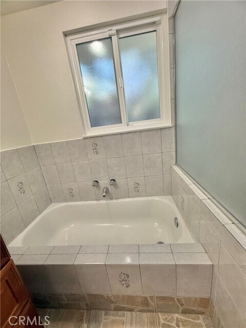 Building Photo - 61 E Orange Grove Ave