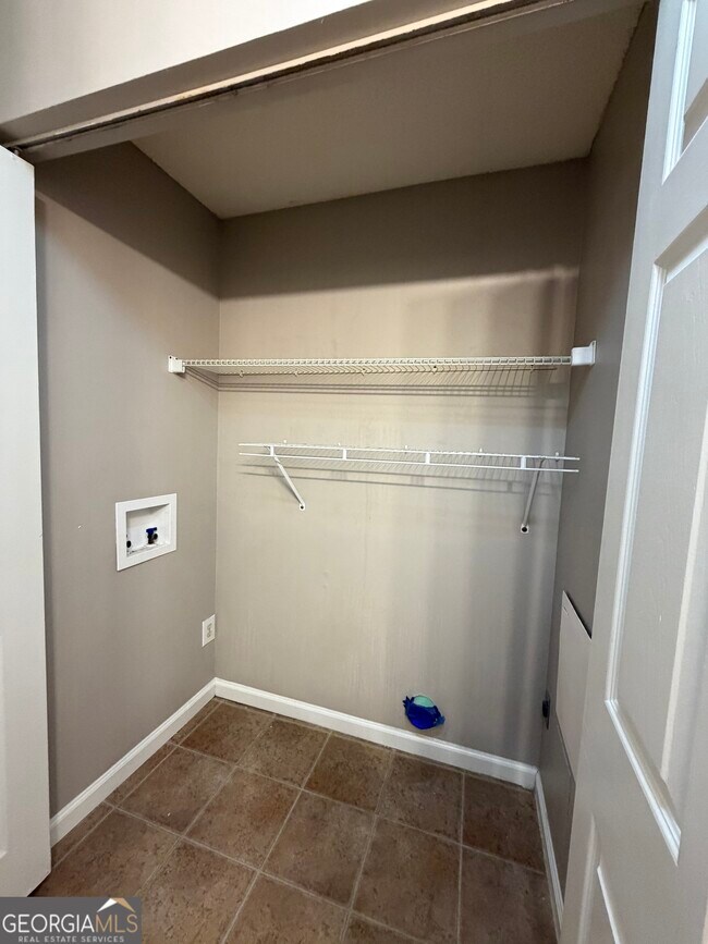 Building Photo - 409 Baltic Ct