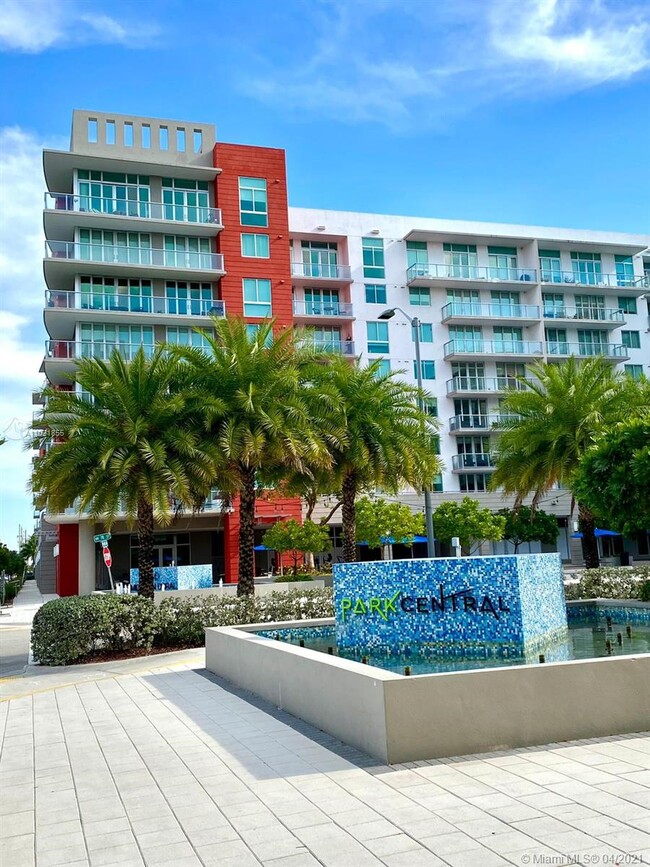 Building Photo - 7875 NW 107th Ave