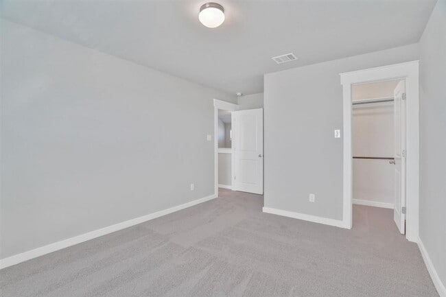 Building Photo - 17205 Mayfly Dr