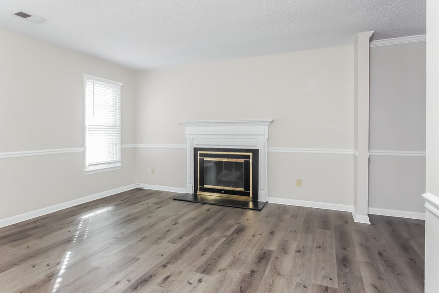 Building Photo - 3505 Singleleaf Ln