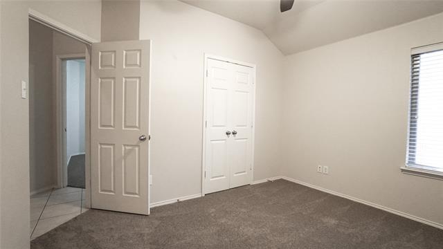 Building Photo - 2010 Diamondback