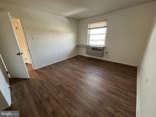 Building Photo - 200 Prince Frederick St