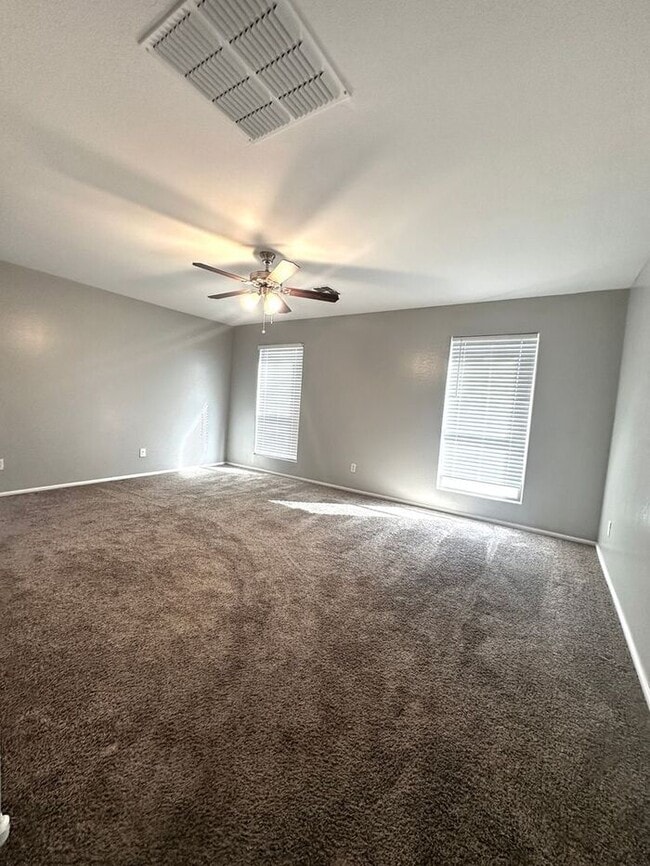 Building Photo - 4BEDROOM/2.5 BATH Lovely San Tan Home!!