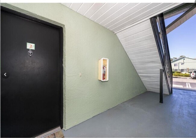 Building Photo - 4261 Pershing Pointe Pl