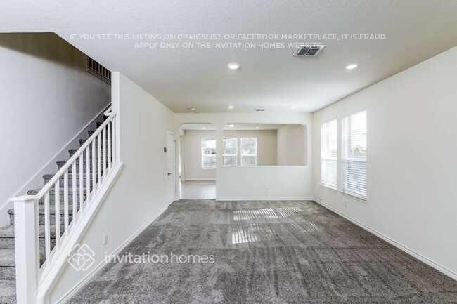 Building Photo - 5111 Escudero