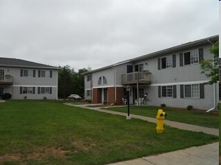 Building Photo - Woodridge Apartments