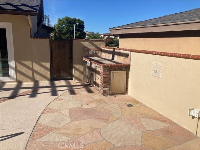 Building Photo - 28617 Stokowski Dr