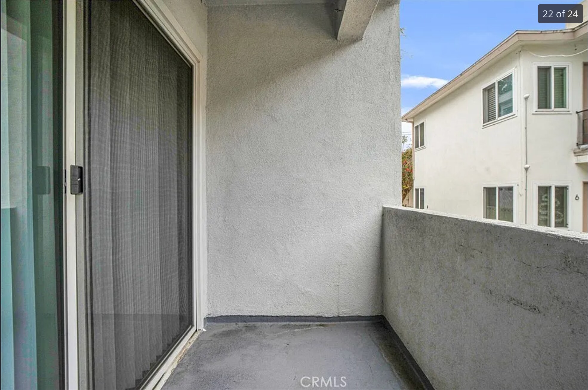 Building Photo - 218 E Tamarack Ave