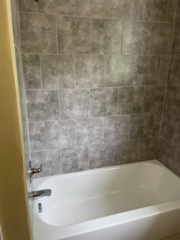 Building Photo - 3316 Cocoa Dr