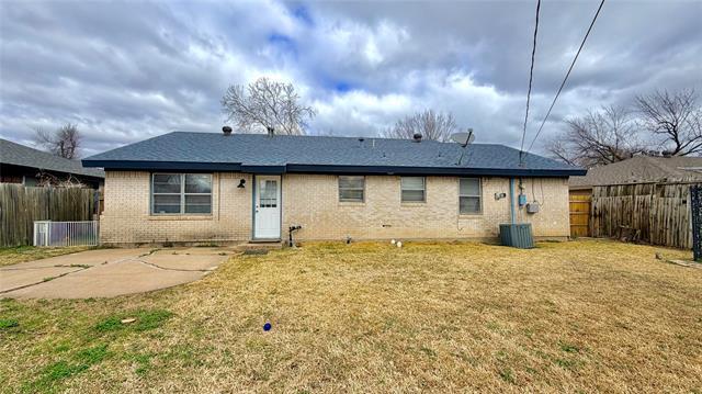 Building Photo - 1230 McDonald Dr