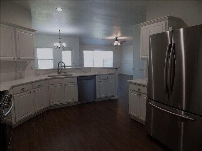 Building Photo - 1918 Appleton Dr