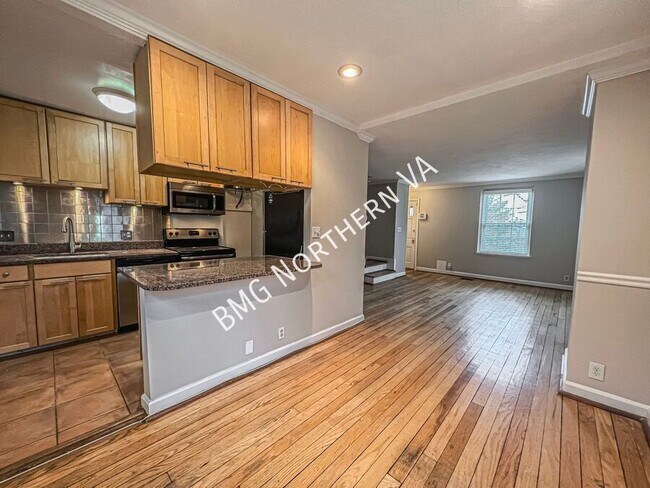 Building Photo - 4840 S 28th St