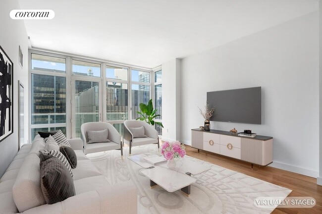 Primary Photo - 555 W 59th St