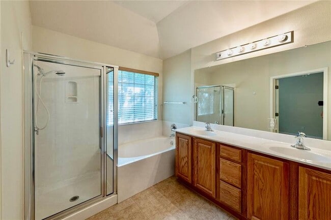 Building Photo - 9401 Billingham Trail