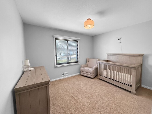 Building Photo - 25715 Wildrose Ln