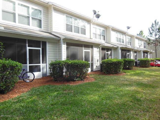 Building Photo - 3504 Summerlin Ln N