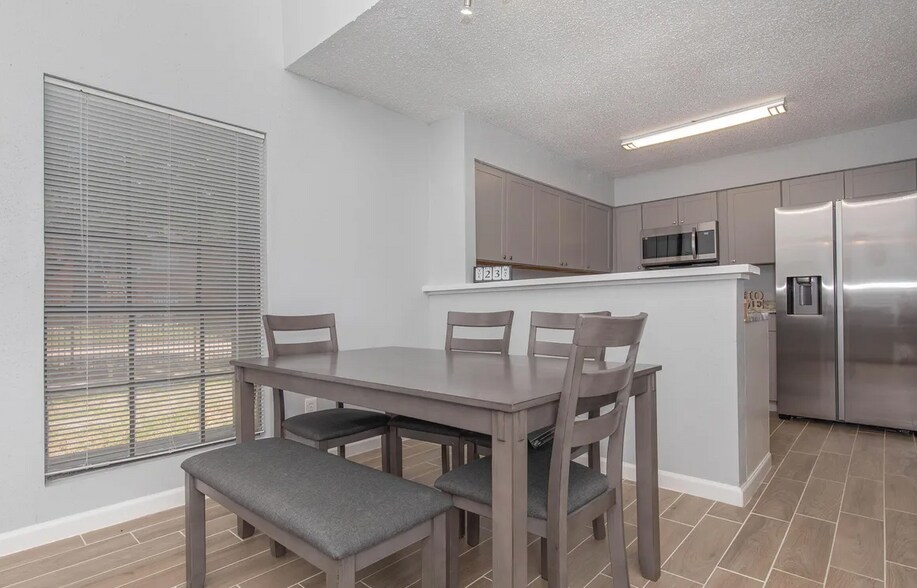 Interior Photo - Blakemore Townhomes
