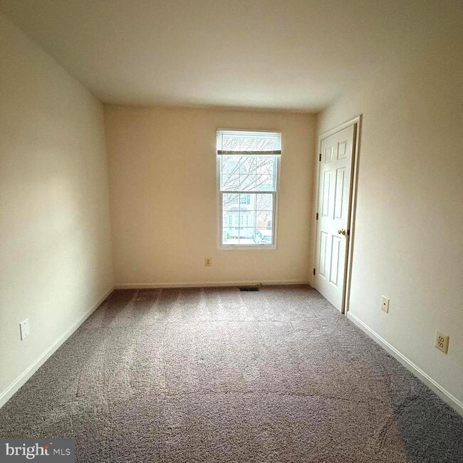 Building Photo - 13120 Misty Glen Ln