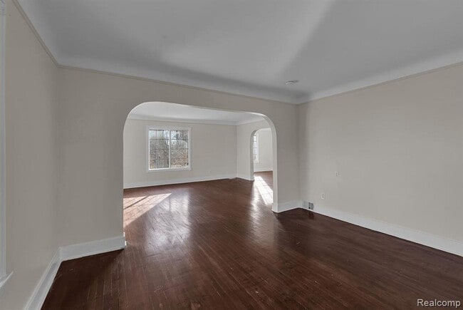 Building Photo - 3524 S Haggerty Rd