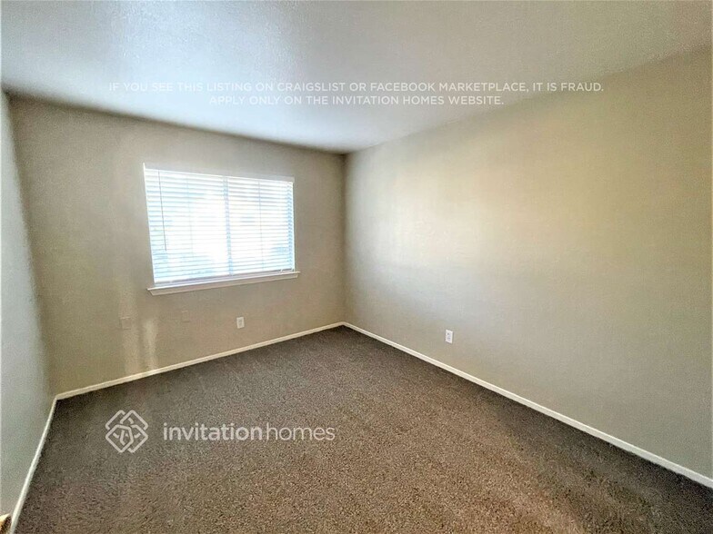 Building Photo - 8323 Lonely Hill Way