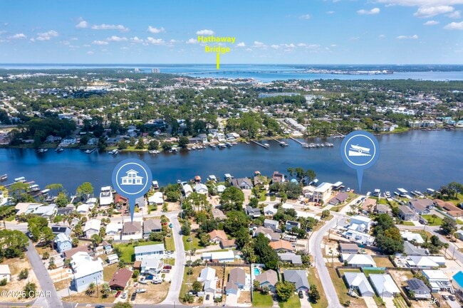 Building Photo - 6813 S Lagoon Dr