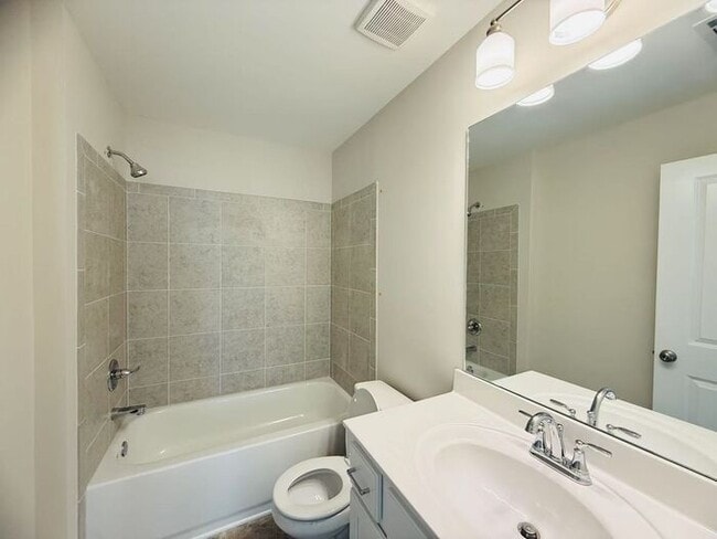 Building Photo - 4220 Easter Lily Ave