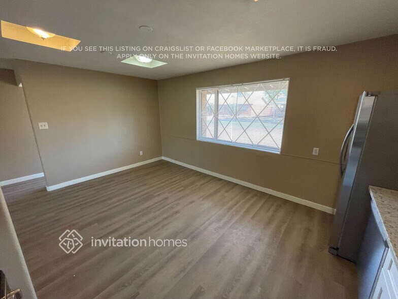 Building Photo - 2921 W Citrus Way