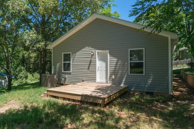 Building Photo - 56 Alabama Ave