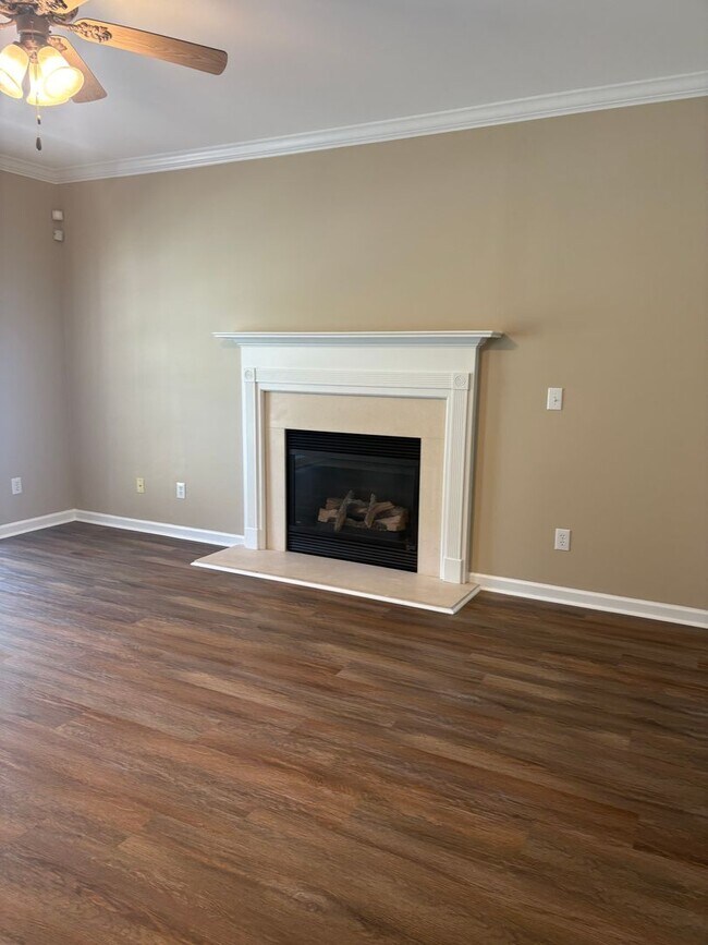 Building Photo - New For Rent in Pinson!