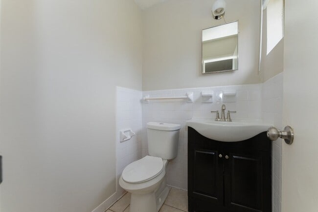 Building Photo - Hot Listing in Athens – 4 Beds, Granite Co...