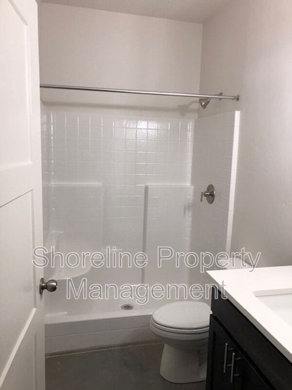 Building Photo - 2121 S Montana Ave