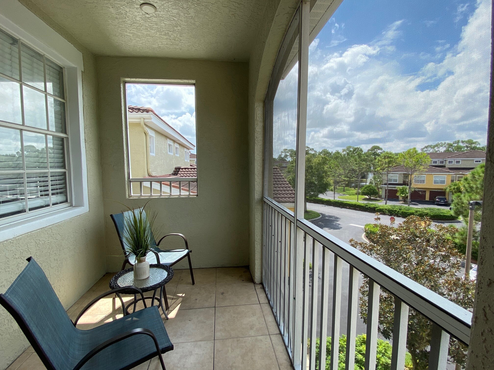 Building Photo - 5551 Bentgrass Dr
