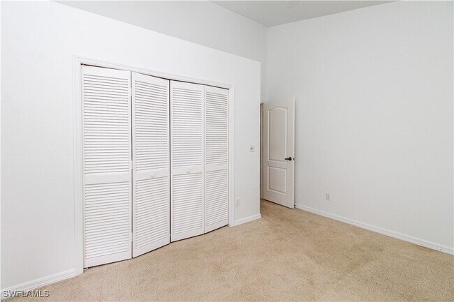 Building Photo - 10201 Regent Cir
