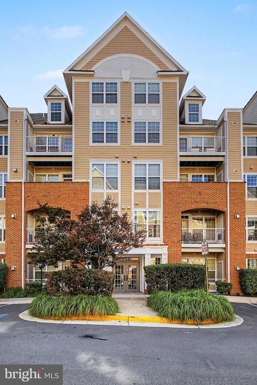 Building Photo - 2711 Bellforest Ct