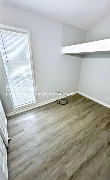 Building Photo - 1312 Langholm Dr