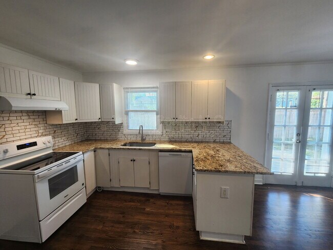 Building Photo - 3545 Orchard St