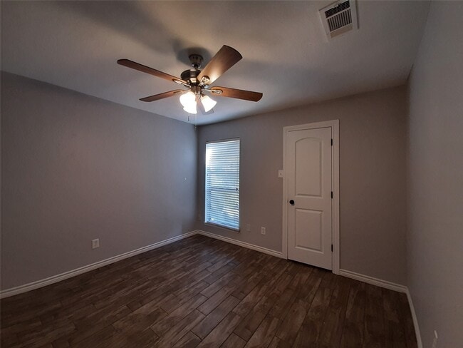 Building Photo - 9707 Richmond Ave.