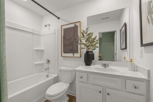 Building Photo - 1429 Hunter Trl