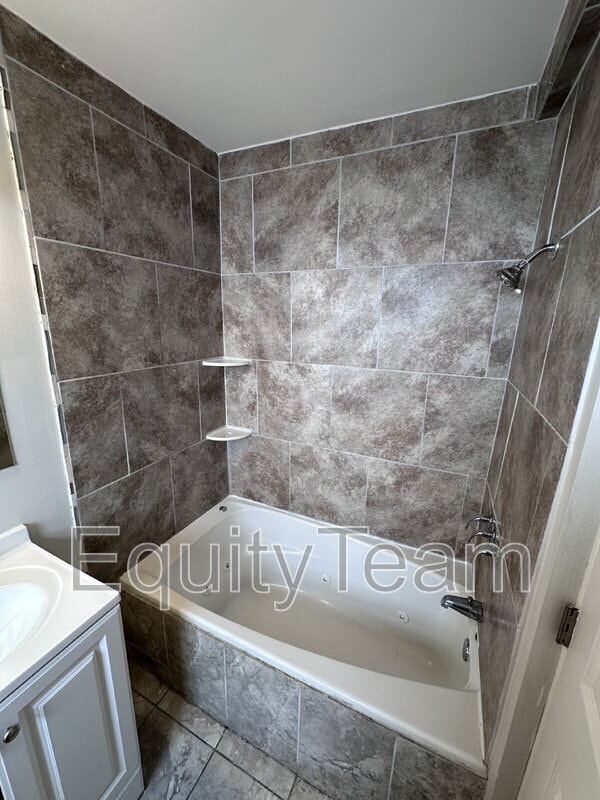 Building Photo - 7005 La Boiteaux Ave