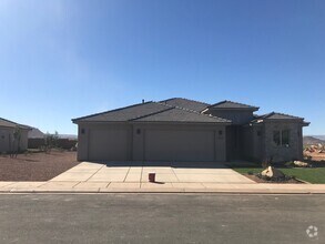 Building Photo - Beautiful Like New 4 bedroom home in Washi...