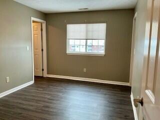 Building Photo - 135 Dale Hollow Dr